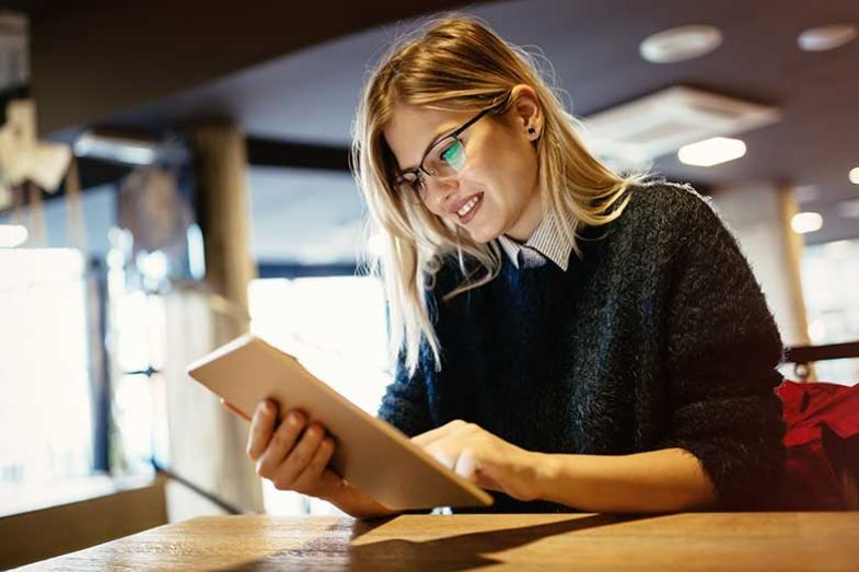adobestock_student_tablet_780 adobestock_student_tablet_780
