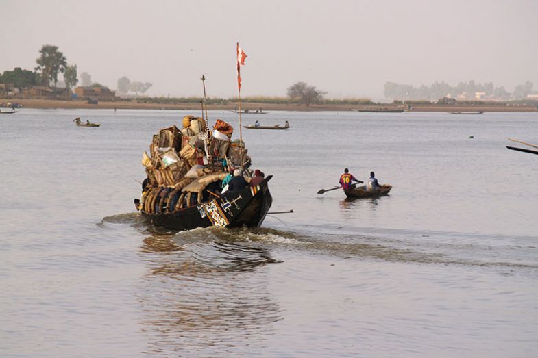 Boat on Niger Boat on Niger