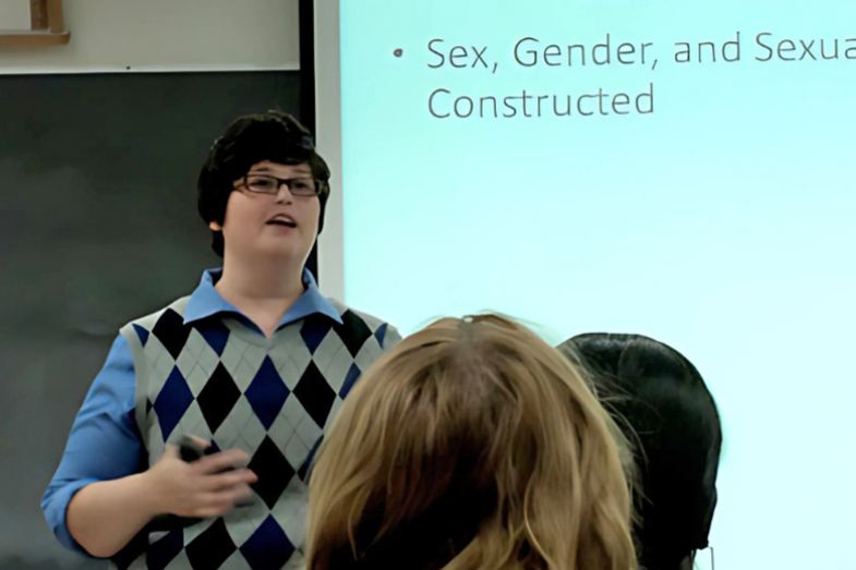 Georgiann Davis delivering a guest lecture at Southern Illinois University, Edwardsville. Georgiann Davis delivering a guest lecture at Southern Illinois University, Edwardsville.