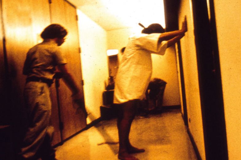 stanford-prison-experiment-guard-prisoner stanford-prison-experiment-guard-prisoner