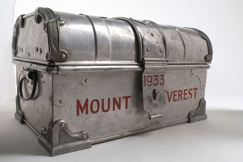 Medicine chest used on Everest Medicine chest used on Everest