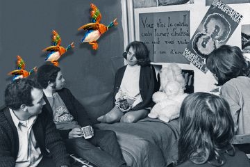 A group of students relaxing in a room at Aberystwyth University in 1969, with ducks on the wall to signify home. To illustrate the boarding school model of HE in the UK.