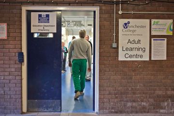 adult-learning-centre-prison