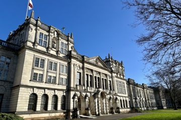 Cardiff University Cardiff University