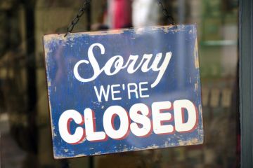 Closed sign