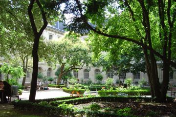 Cour aux Ernests at ENS