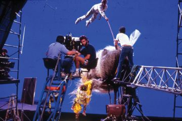 Film crew working on Honey, I Shrunk the Kids set, 1989 Film crew working on Honey, I Shrunk the Kids set, 1989