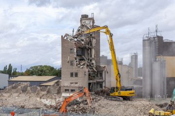 Eggborough Grain Silo being demolished. Eggborough Grain Silo being demolished.