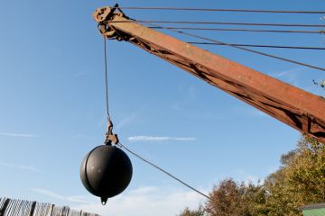 Wrecking ball Wrecking ball