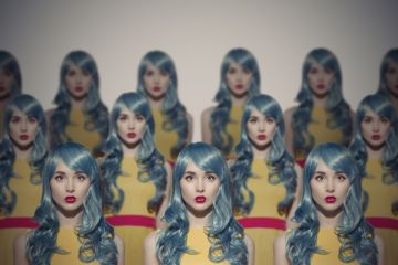 Clones, suggesting no change in higher education model