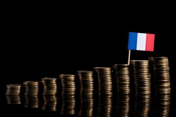 The price of studying at a university in France The price of studying at a university in France
