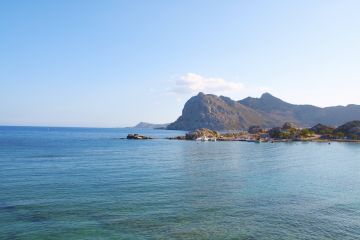 Rhodes University aegean island paradise Syrian boat people crisis migrants