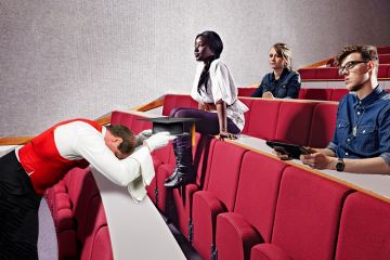 A lecturer as a servant, presenting a mortar board on a silver tray to students in a lecture. To illustrate student-centred teaching.