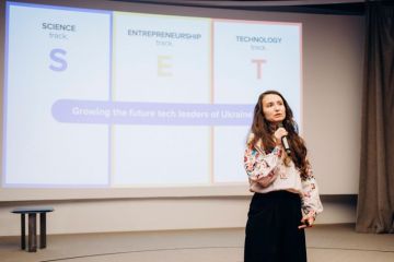 Iryna Volnytska at the opening ceremony of SET’s master’s programmes