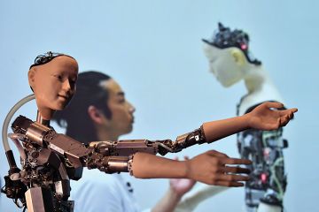 robot and human