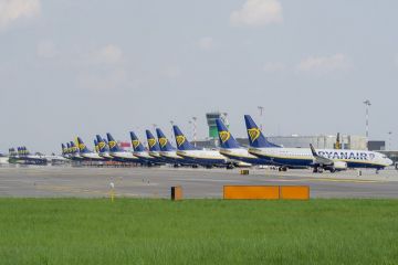 Many identical Ryanair planes lined up Many identical Ryanair planes lined up, symbolising franchising