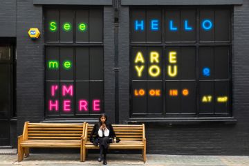Showcasing Style Stunning Shop Window Displays on New Bond Street Showcasing Style Stunning Shop Window Displays on New Bond Street