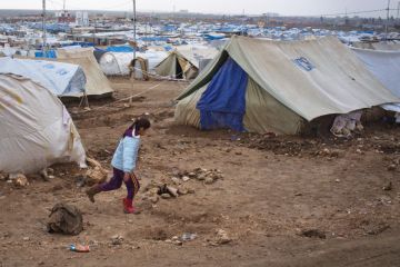 Syrian refugee girl, Domiz camp, Northern Iraq Syrian refugee girl, Domiz camp, Northern Iraq