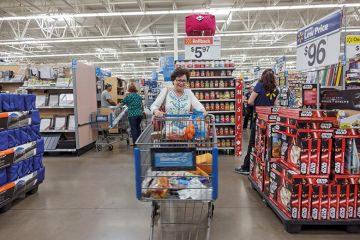 A woman in a US supermarket A woman in a US supermarket