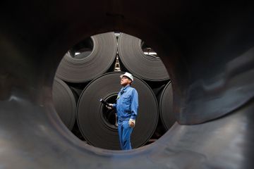 View of quality control engineer, POSCO