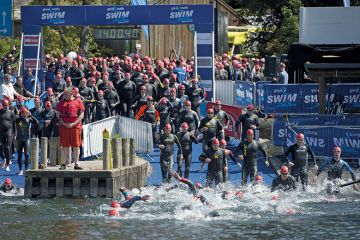Triathlon swimmers
