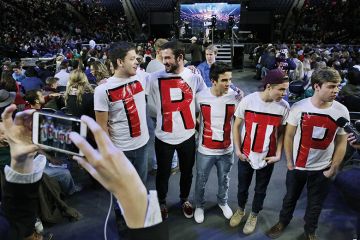 Trump t-shirts