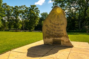 Sculpture, Heriot-Watt University campus, Edinburgh, Scotland, UK, with quote by Alex Salmond “The rocks will melt with the sun before I allow tuition fees to be imposed on Scotland’s students”.