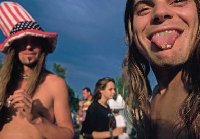 acid-tabs-on-tongue acid-tabs-on-tongue