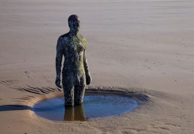 Antony Gormley statue Antony Gormley statue