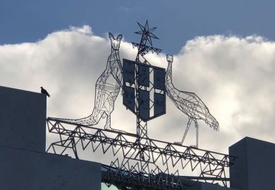 Australian crest, Parliament House
