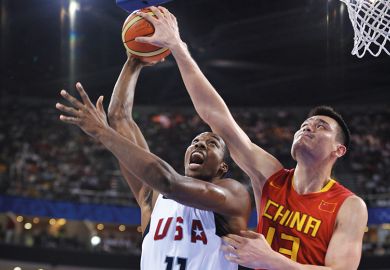 Basketball players from China and US