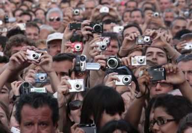 Crowd film on cameras Crowd film on cameras
