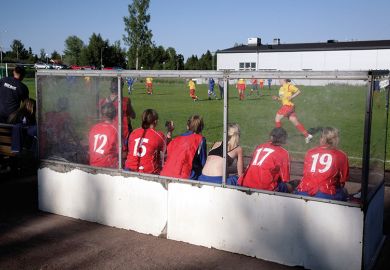 Even top teachers ‘not recognised or compensated’, warns research