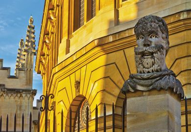 Happy statue Oxford