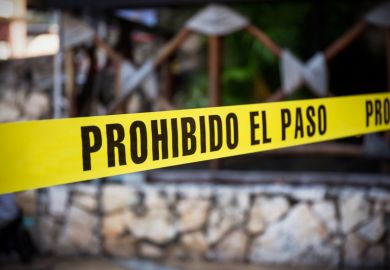 Prohibito el paso