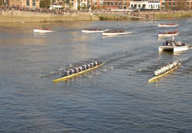 2015 boat race on the Thames between Oxford and Cambridge