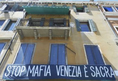 Italy's anti-corruption agency, best known for its anti-mafia prosecutions, is to investigate malpractice in higher education Anti-Mafia prosecutor cantone