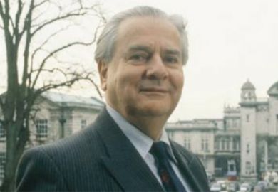 Obituary: Aubrey Trotman-Dickenson, 1926-2016 Obituary: Aubrey Trotman-Dickenson, 1926-2016