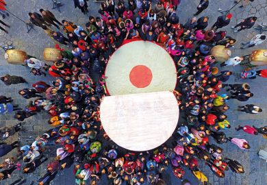 crowd forming a circle
