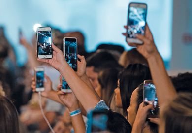 group film on mobile phones