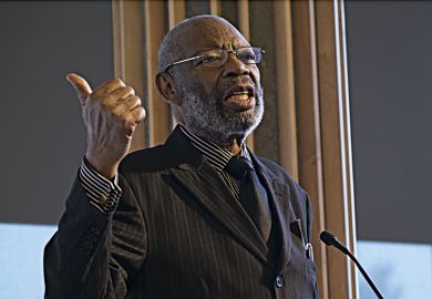 Robert L. Williams II, 1930-2020