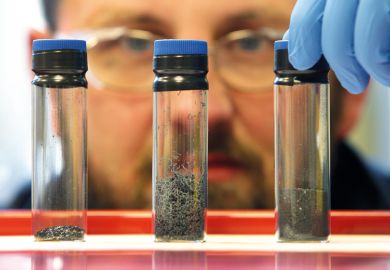 Graphene development from graphite