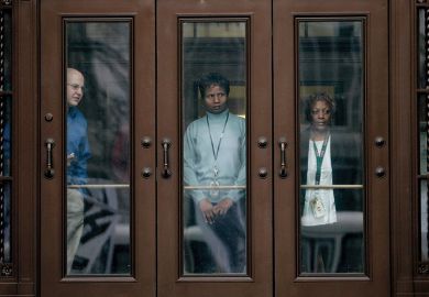 US civil servants watch anti-war protest from IRS building