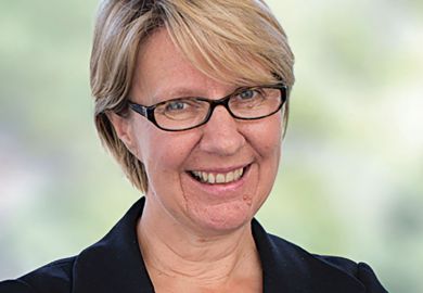 Professor Eeva Leinonen Professor Eeva Leinonen