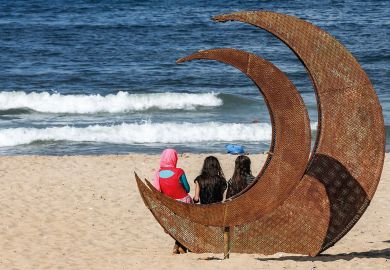 Syrian refugees visit a public beach in the Lebanese capital to illustrate New SOAS institute moves Middle Eastern studies beyond conflict