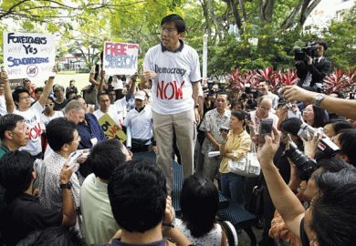 Chee Soon Juan gives speech, speakers corner Chee Soon Juan gives speech, speakers corner