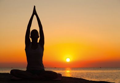 yoga-sunset yoga-sunset
