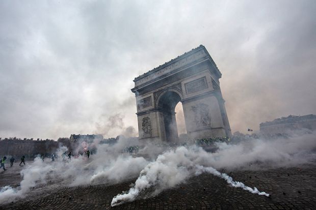 protest at Arc de Triomphe in Paris protest at Arc de Triomphe in Paris