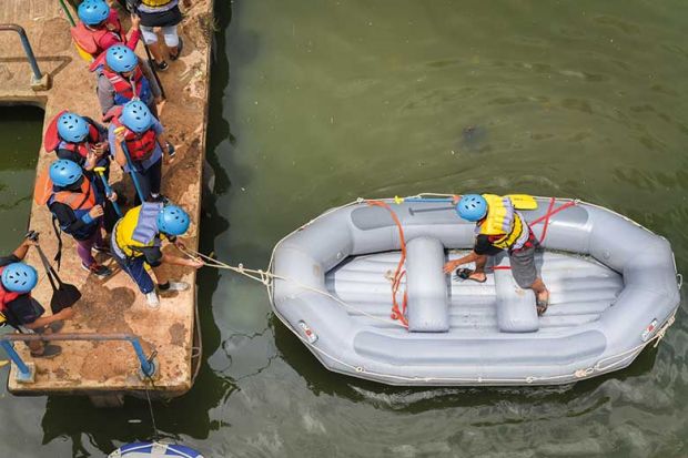 boat_alamy boat_alamy