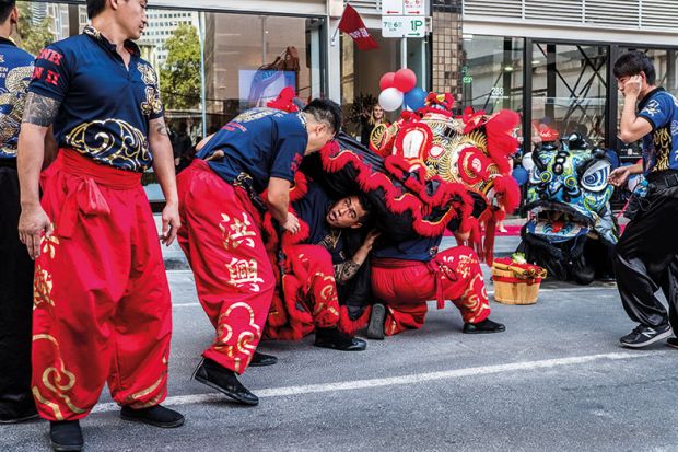 chinese-dragon-man chinese-dragon-man